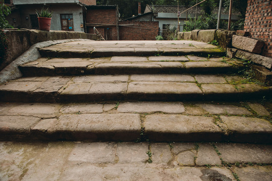 青石台阶