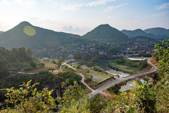 贵州丹寨县清江村苗寨岩寨