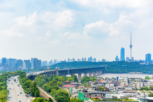 武汉长江大桥全景