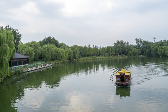 济南园林湖泊