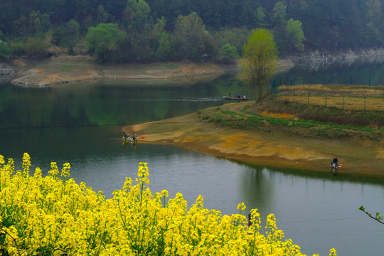 汇湾河