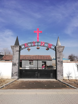天主教堂门口