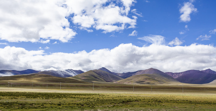 西藏纳木错湖边风景