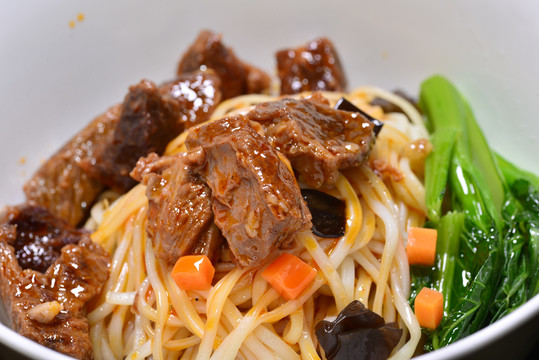 大塊牛肉面