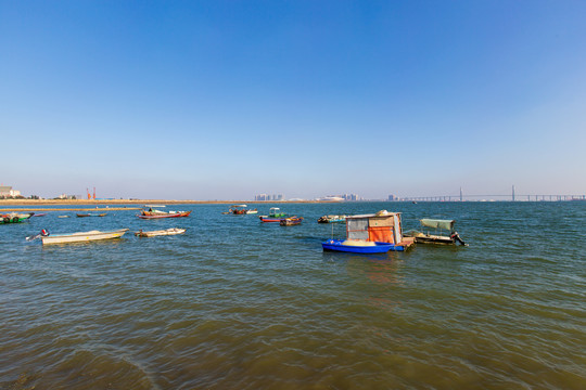 广东湛江金沙湾观海公园渔船