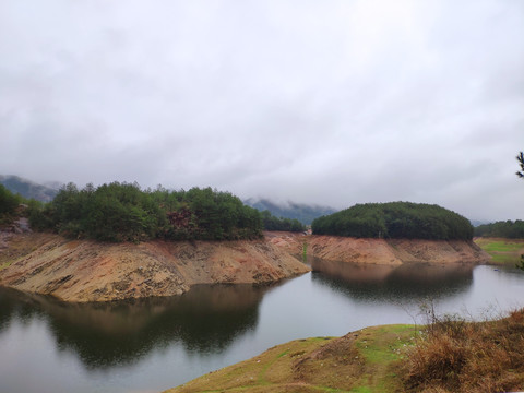 小岛屿