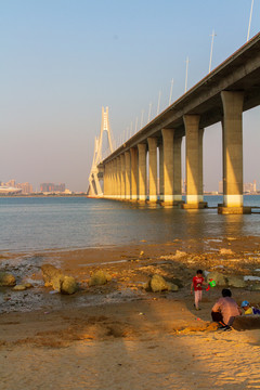 广东湛江海湾大桥风光