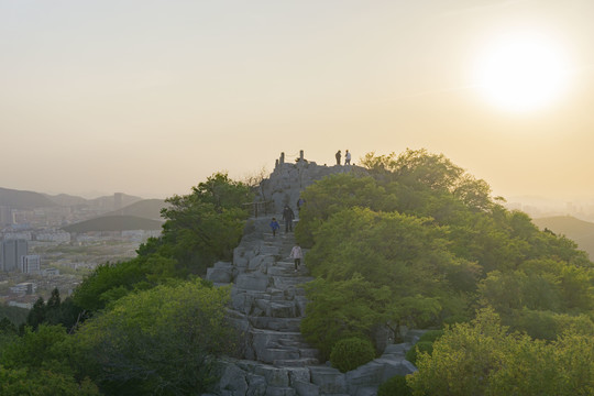 千佛山春光