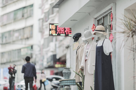 服装店塑料模特