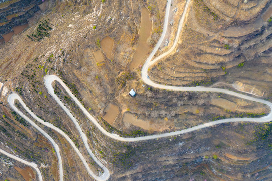 航拍济南南部山区盘山公路010