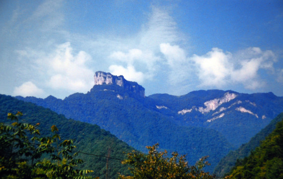 王冠山