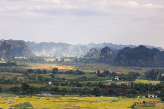 广西上林县三里洋渡乡村风光秋景