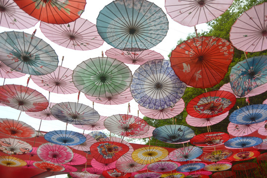 中式油纸伞