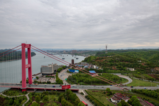 宜昌长江公路大桥