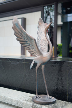 仿铜仙鹤雕塑摆件模型