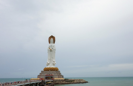 海南南山海上观音