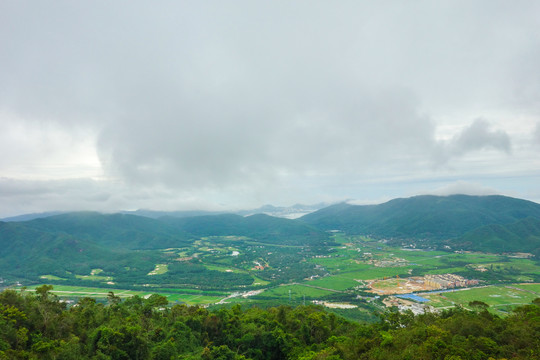 亚龙湾天堂森林公园