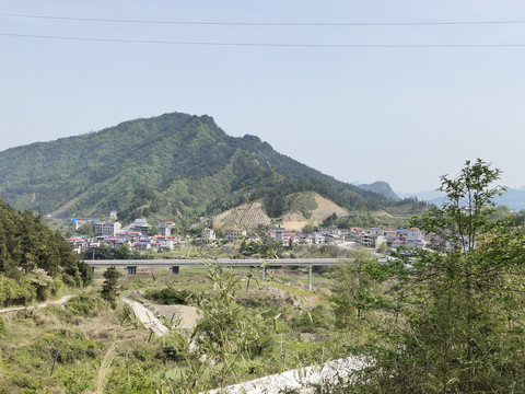 山谷里的居民