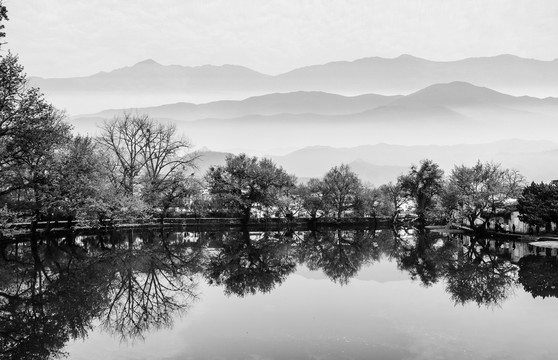 水墨山水画