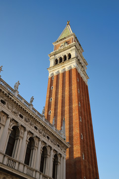 威尼斯圣马可广场钟楼