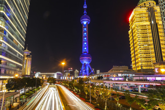 上海浦东陆家嘴金融区夜景