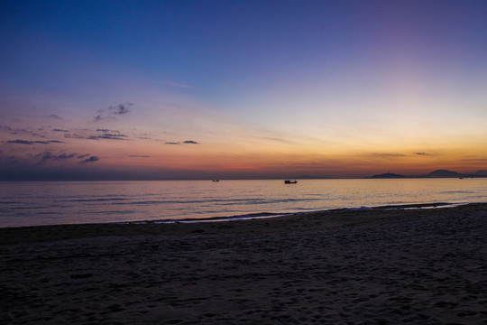 海边晨曦