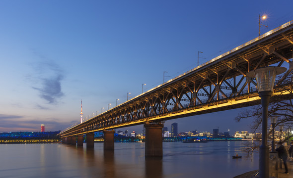 武汉长江大桥夜景