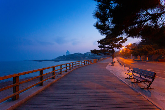 青岛海滨夜景