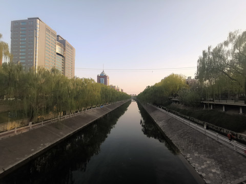 北京南护城河