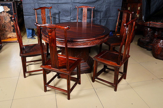 红木餐桌家具