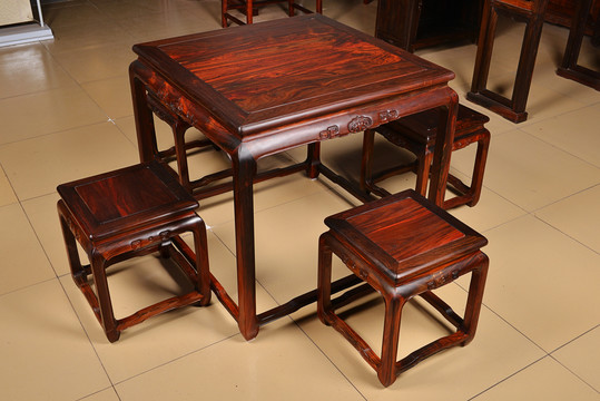 古典红木餐桌椅