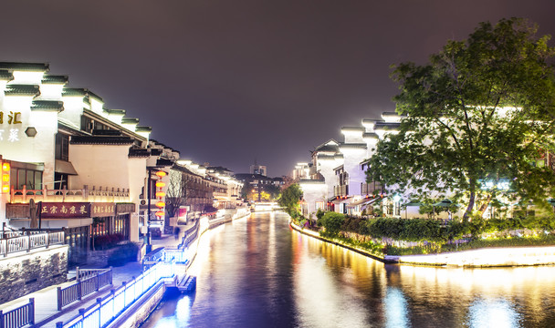 南京秦淮河畔夜景