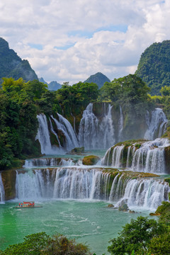 瀑布风景