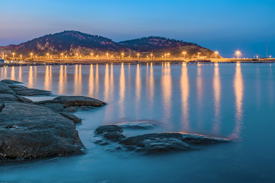 连云港海滩夜景