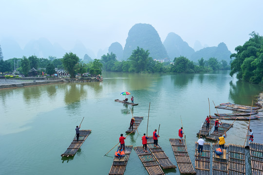 阳朔遇龙河