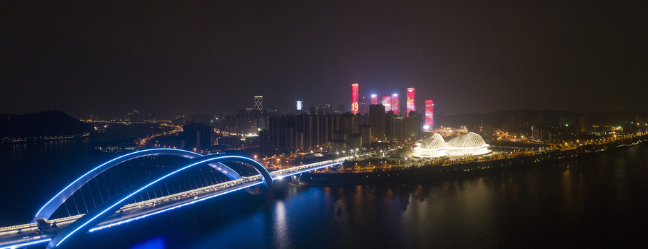 南宁大桥广西五象新区航拍夜景灯