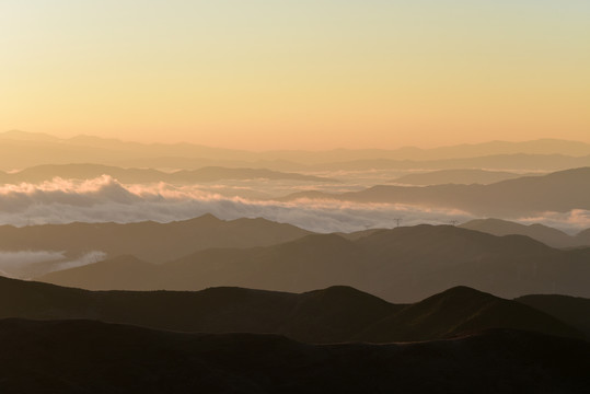 水墨远山