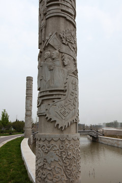曹州牡丹园雕塑广场