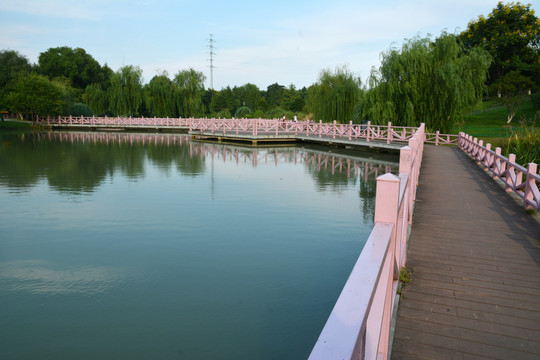 义乌湿地公园景观桥