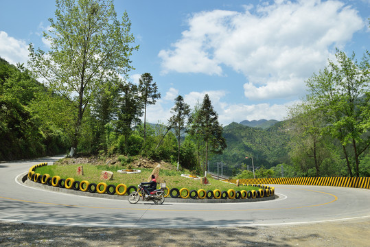 美丽的鄂西公路