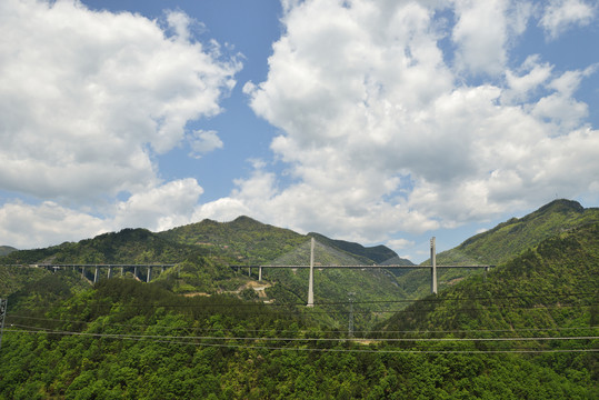 沪渝高速长阳榔坪段