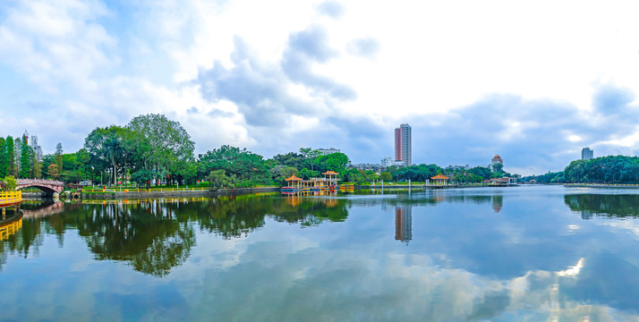 湖泊美景