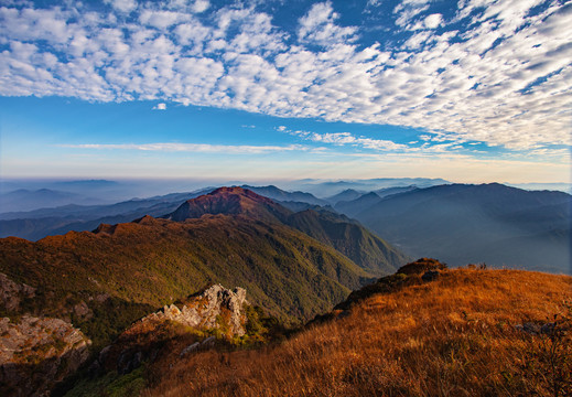 南岭八面山风光