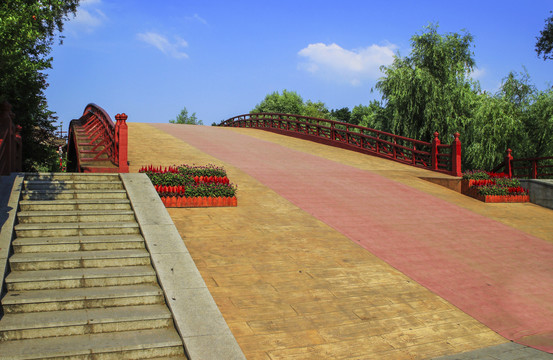 彩虹鹊桥