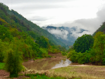 云雾山川