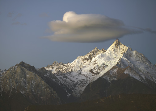 梅里雪山