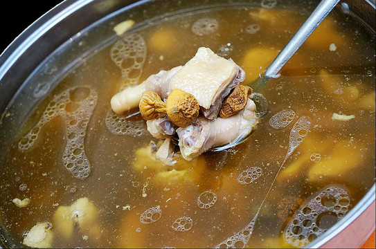 松茸雞