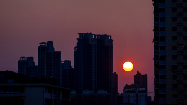 黄昏的太阳