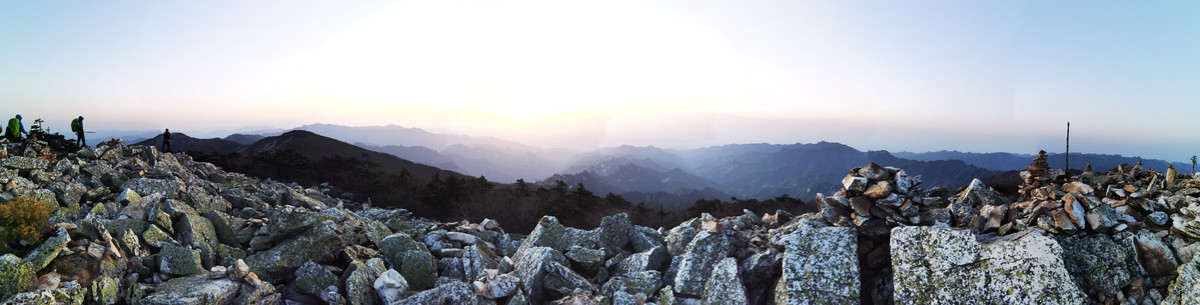 秦岭草链岭全景图