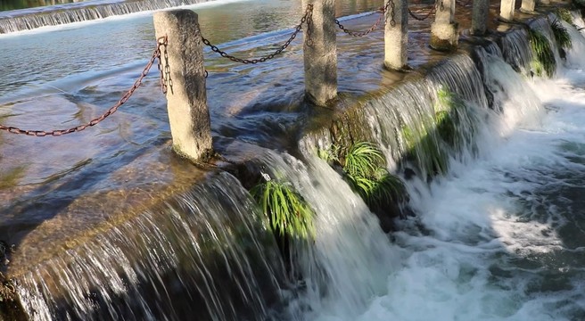 河流小溪